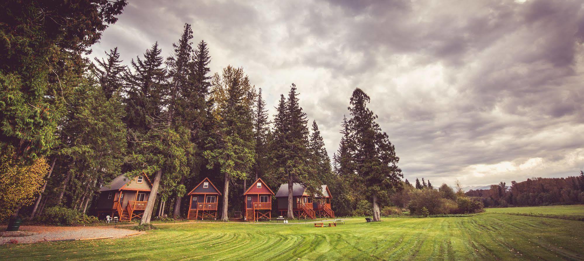 Hidden Acres Farm And Treehouse Resort Terrace Exteriör bild