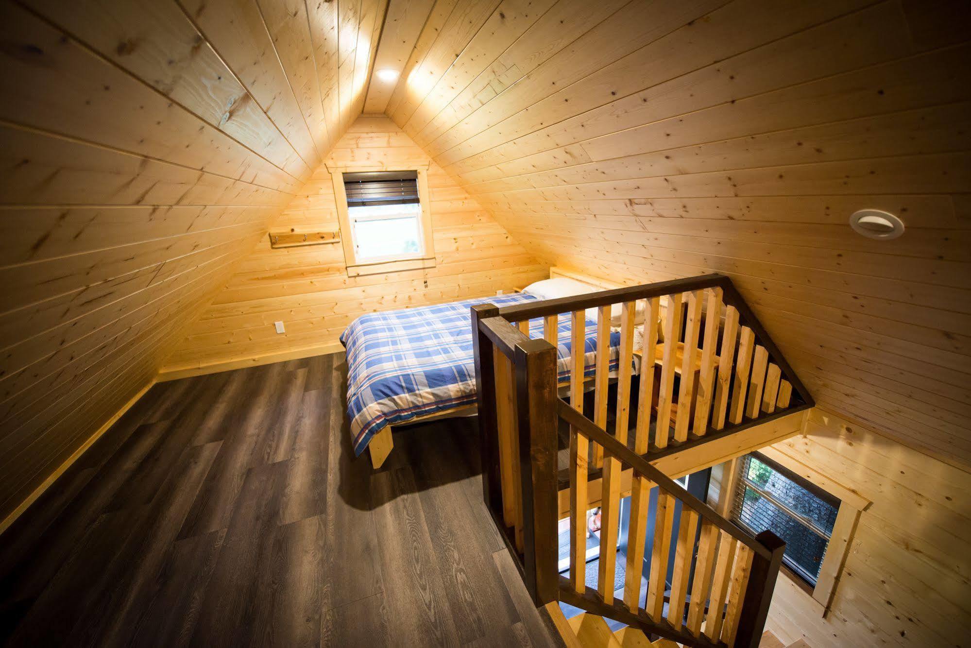 Hidden Acres Farm And Treehouse Resort Terrace Exteriör bild